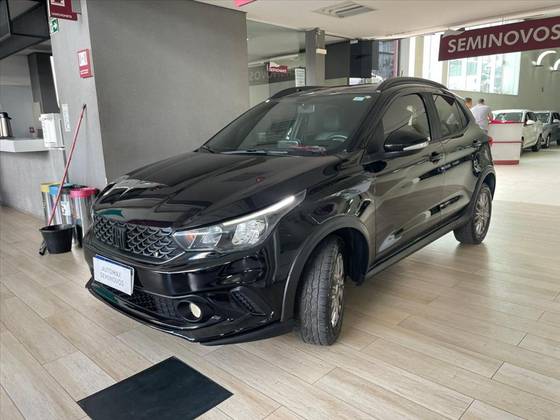 FIAT ARGO 1.3 FIREFLY FLEX TREKKING MANUAL FIAT ARGO 1.3 FIREFLY FLEX TREKKING MANUAL